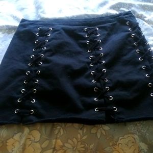 Lace up skirt